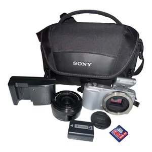 🔥Sony Alpha NEX-C3 Digital Camera Body W/ Sony 16-50 OSS E 3.5-5.6/PZ 40.5 Lens - Picture 1 of 16