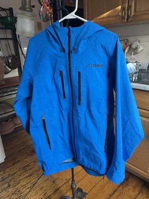 Adidas Terrex x Climaproof Chaqueta de lluvia Foto 1 de 4