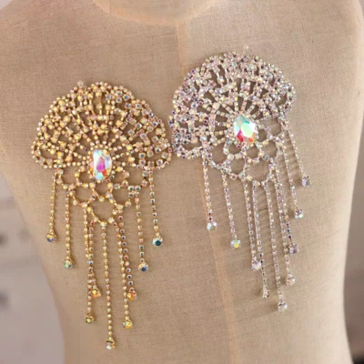 1x Rhinestone Epaulettes Shoulder Pad Flower Tassel Patch Sew-on Appliques Craft - Image 1 of 4