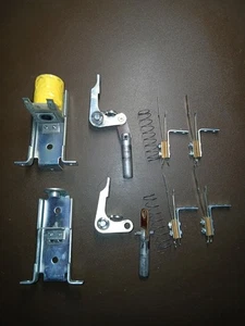 Atari SPACE RIDERS Pinball Slingshot Kicker Mechanism and Switches - Picture 1 of 13