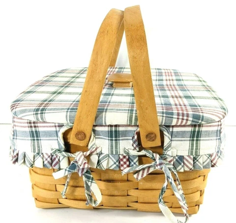 Longaberger Picnic Basket w/Fabric Liner, Protector, Riser 1996 Cover