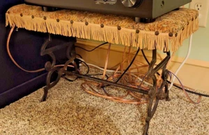 Piano de tocador de banco adornado - Imagen 1 de 4