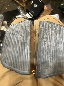 New Harley Davidson Passenger Footboard Covers Still Has White Powder On Them - Picture 1 of 2