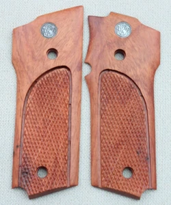 New S&W Model 59, 459, 559, 659 Grips Checkered Wood Grips Stock Nice # 5 - Picture 1 of 13