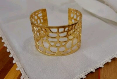 Hermosa PULSERA BRAZALETE PAULA ABDUL CHAPADO EN ORO Gruesa AMPLIA Recortada Foto 1 de 4