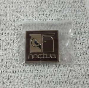 Zeitlich begrenztes Angebot 1 Stück Original Noctua Eule Metall Abzeichen Aufkleber (2,5 cm x 2,5 cm) - Bild 1 von 2