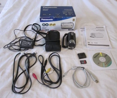 Panasonic SDR-S26 SD Video Camera Camcorder70Z Optical Zoom In Box+ Accessories - Image 1 of 4