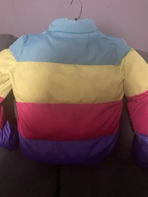 Chaqueta acolchada arco iris Foto 1 de 4