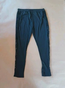 Stretchy Leggings With Floral Lace Side Cutouts Size 3XL Dark Romance - Picture 1 of 12
