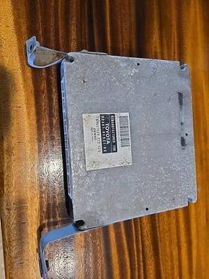 Оригинальный модуль управления двигателем 2002 Toyota Sequoia 4x4 89661-0c421 P8874b234 - Изображение 1 из 3