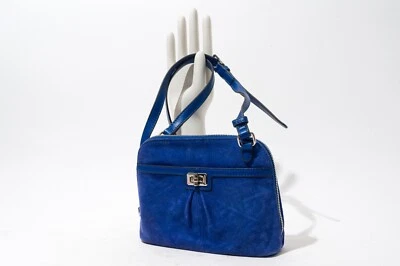 Cartera, bandolera de gamuza azul B Makowsky Foto 1 de 4