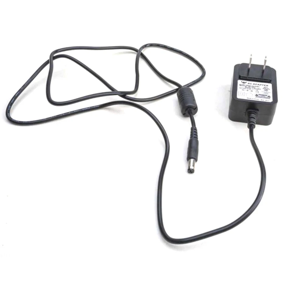 Walthers 942-110 2-Amp 12-Volt Filtered DC Power Supply : All Scales - Image 1 of 1