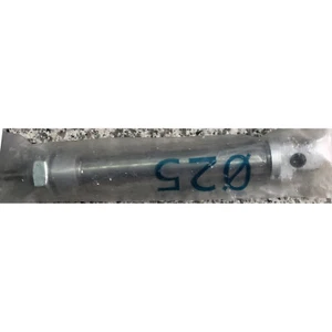 one new FESTO DSNU-20-200-PPV-A 19242 ISO Cylinder Quality assurance - Picture 1 of 1