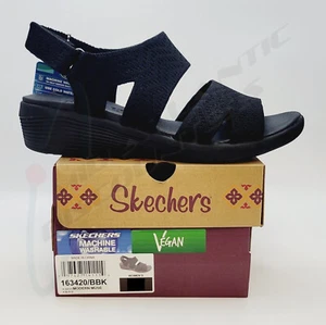 Skechers Arya Modern Muse Cloth Sandalo Vegano Lavabile in Lavatrice, Nero, 163420, 9 - Foto 1 di 8