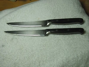 SLIGHTLY USED VTG LOT 2 CALPHALIN SERRATED UTILITY PARING STEAK KITCHEN KNIVES - Picture 1 of 12