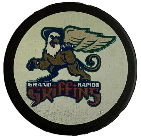 GRAND RAPIDS GRIFFINS MADE IN CANADA IHL BY PUCK WORLD VICEROY VTG HOCKEY PUCK Cover