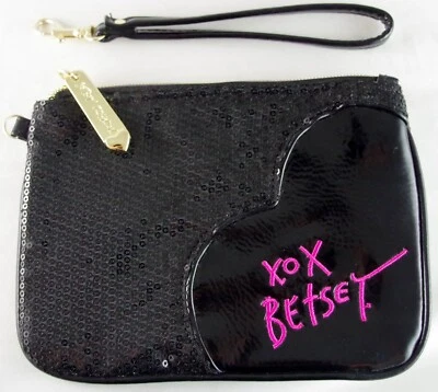 BOLSO DE MUÑECA CONVERTIBLE $44 NUEVO SIN ETIQUETAS BETSEY JOHNSON NEGRO LENTEJUELAS PVC CHAROL Foto 1 de 4
