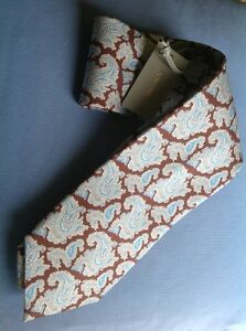 TOM FORD MENS $255 SILK TIE 7 FOLD HAND MADE IN ITALY NWTAG 