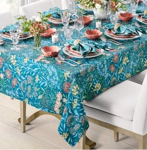 NEW Williams Sonoma IZNIK FLORAL 70 x 108 Tablecloth Cotton Twill NWT - Picture 1 of 3