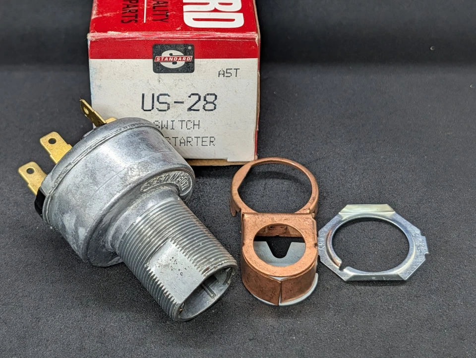 ПЕРЕКЛЮЧАТЕЛЬ ЗАЖИГАНИЯ NORS 1964 CHEVROLET BEL AIR IMPALA 1116656 1116648 1116649 - Изображение 1 из 4