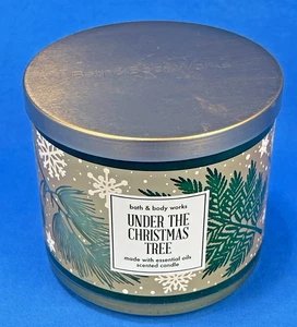 Vela de 3 mechas Bath & Body Works Under The Christmas Tree - NUEVA - ENVÍO GRATUITO - Imagen 1 de 10
