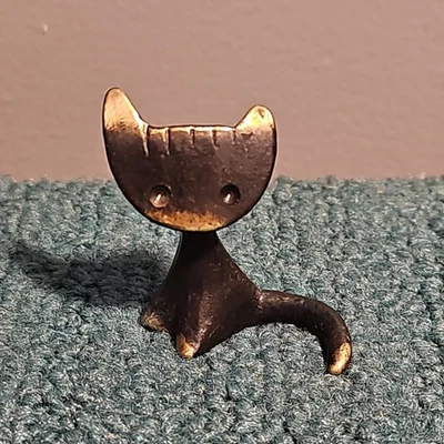 Figura de gato sentado Walter Bosse de bronce austriaco modernista de Viena de la década de 1950 de 1"" Foto 1 de 4