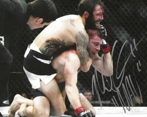 Autographed  Michael Chiesa UFC & MMA 8x10 photo with COA - Picture 1 of 1