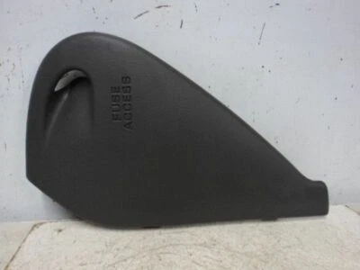 03 OLDS ALERO INTERIOR CAJA DE FUSIBLES PUERTA TAPA PANEL MOLDURA Foto 1 de 2