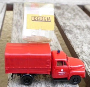 BREKINA 3504 H0 1:87 Opel Blitz Autocarro Cassone/Telone 'Pompieri Wasserburg/ - Foto 1 di 3