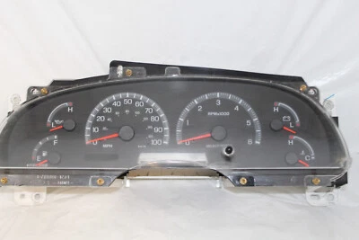 Cuadro de instrumentos velocímetro 00 01 Ford F150/00-02 Expedition 246.732 millas Foto 1 de 4