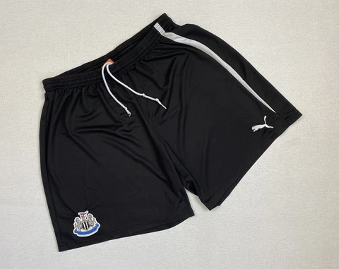 Mens Vintage Puma Newcastle United Soccer Shorts size XL Cover