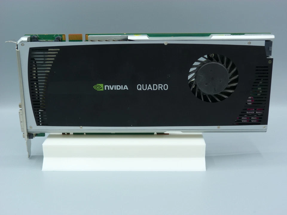 Scheda video nVIDIA Quadro (FX) 400-1800 - 4600 512 MB - 2 GB DDR3 - DDR5 PCI-E - Immagine 1 di 1
