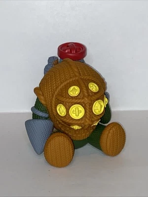 Handmade by Robots Bioshock Big Daddy 005 Knit Series Collectible Vinyl Figure - Image 1 of 3