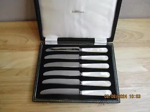 6 SAKS FIFTH AVENUE BUTTER SPREADERS PEARL ENGLAND-R12-2411 - Picture 1 of 4
