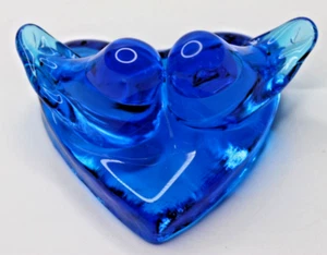 2 Blue Birds of Happiness on Heart Base Art Glass Figurine Paperweight - Picture 1 of 7