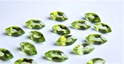 1 Peridot Olivin  Navette Marquise 8 x 4 mm  ca 0,60 Carat   - Bild 1 von 3