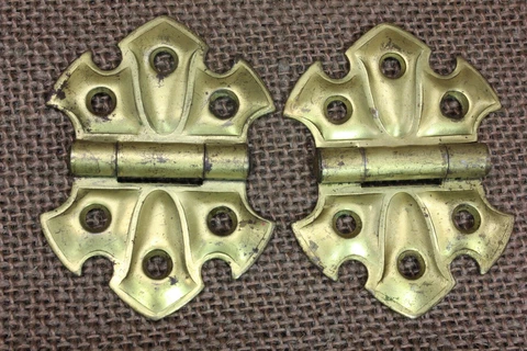 2 Old Cabinet Door Hinges Butterfly 2 X 2 1/2 Vintage Rustic Brass Color Stanley Cover