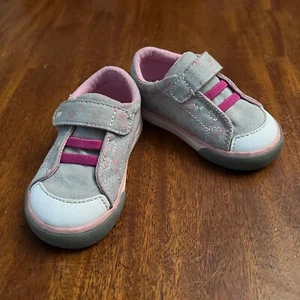 See Kai Run Sneakers / Grey / Size 5 - Picture 1 of 4