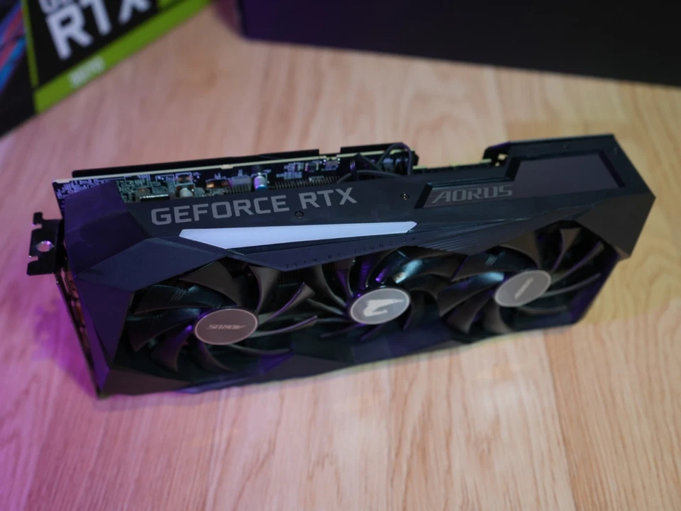 AORUS GeForce RTX 3070 Master 8GB GDDR6 Graphics Card LCD Edge View RGB - Image 1 of 4