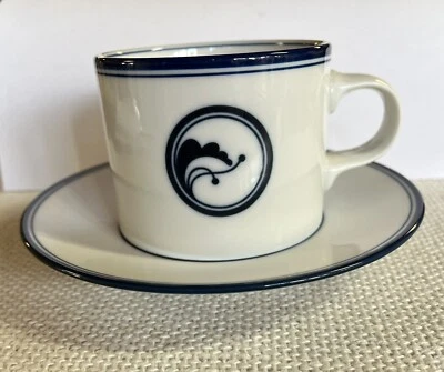 Taza plana y platillo DANSK Flora enebro Japón azul y blanco nuevo stock antiguo Foto 1 de 4