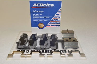 Kit de pastillas de freno traseras de cerámica Chevrolet Corvette Cadillac XLR nuevo OEM 19387628 Foto 1 de 4