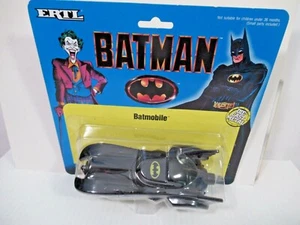 ERTL BATMAN LARGE BATMOBILE 1/48 DIECAST 2575 MINT ON CARD 1989 - Picture 1 of 4