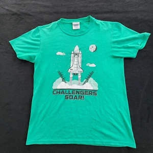 Christa McAuliffe Challengers Soar Green Short Sleeve T-Shirt Youth XL - Picture 1 of 8