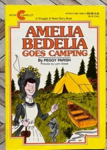 Amelia Bedelia Goes Camping by Peggy Parish - Book Kids Children - VERY GOOD - Foto 1 di 3