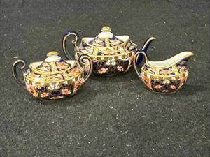 Royal Crown Derby Miniatura Omari Set da Tè 3 Pezzi Teiera Zuccheriera e Cremera - Foto 1 di 15