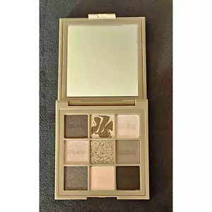 NEW Huda Beauty Creamy Greige 9 Shade Eyeshadow Palette - Picture 1 of 4