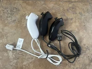 3 Telecomando Ufficiale Nintendo Wii Nunchuck Nero/Bianco - Foto 1 di 4