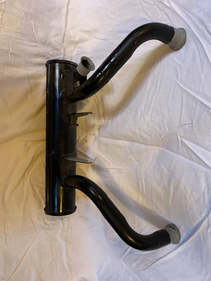 Cabezal silenciador citroen 2cv charlston. Silenciador Walker nuevo. Foto 1 de 1