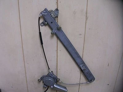 1994-1997 NISSAN ALTIMA WINDOW MOTOR & REGULATOR PASSENGER SIDE FRONT DOOR  Foto 1 de 3