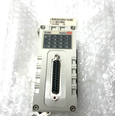 Módulo de salida digital de interfaz serie SMC EX600-DYNE Foto 1 de 3